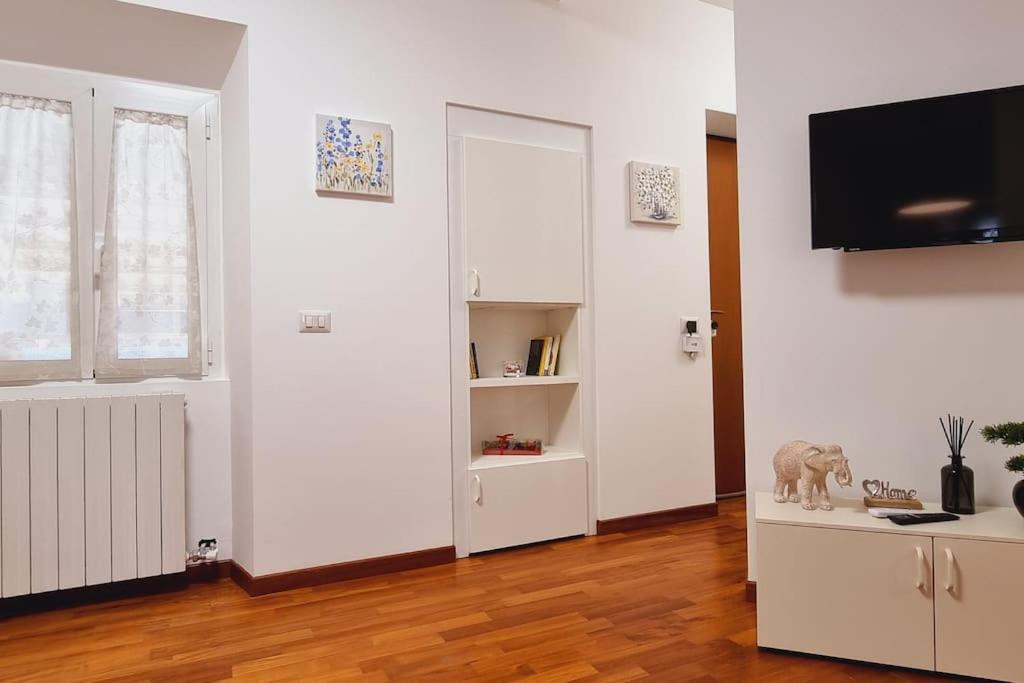 My House&Apartments 아그라테브리안자 외부 사진